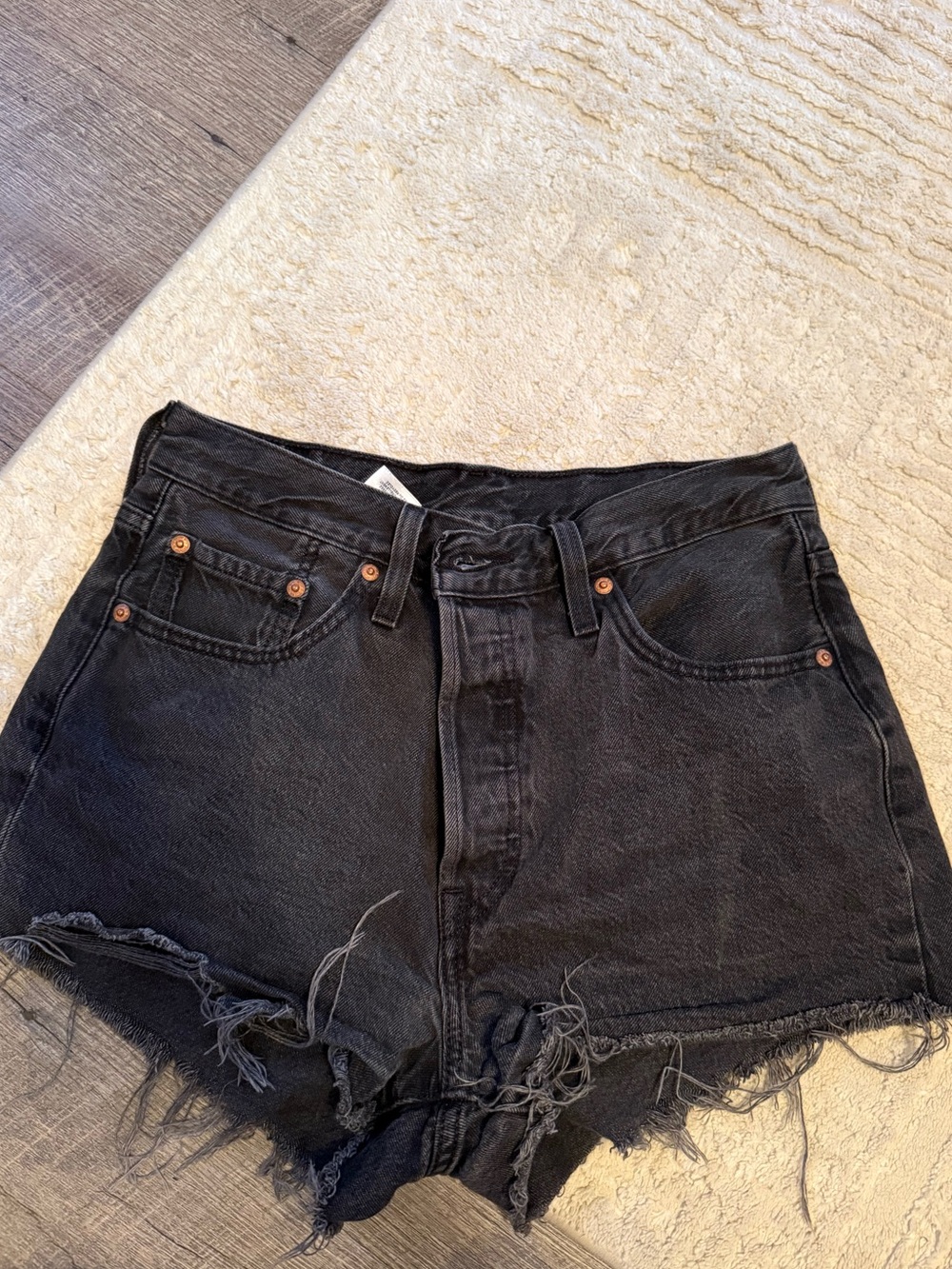 Women’s Levi 501 Black Jean shorts